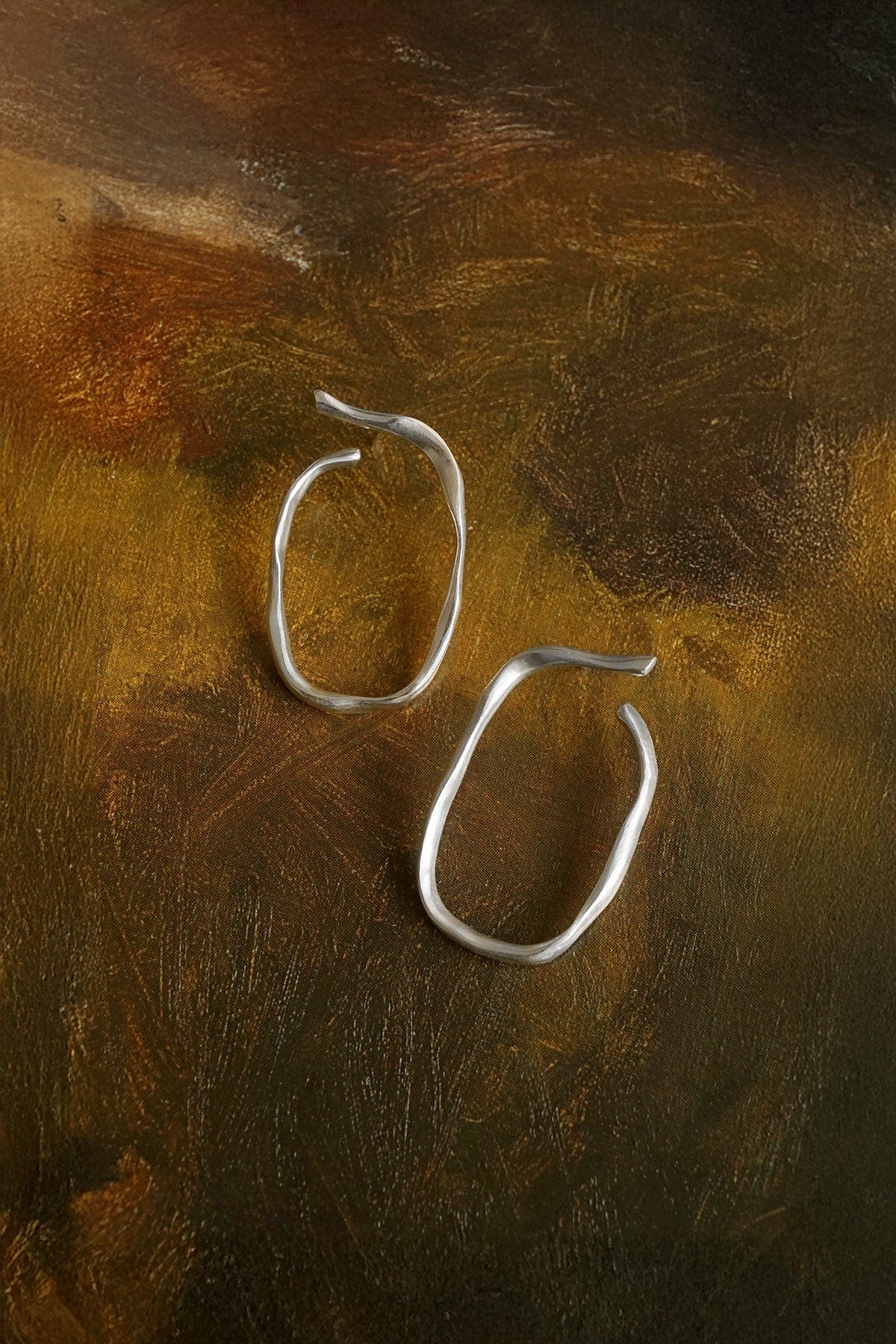 Gilt Hoop Earrings - Silver AR.M ANNA ROSA MOSCHOUTI