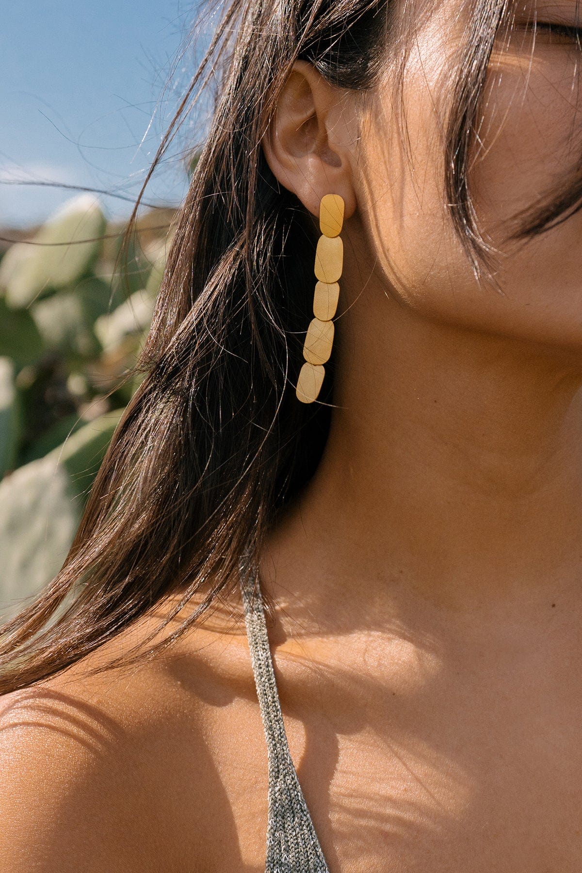 Long Petal Earrings - Gold Plated AR.M ANNA ROSA MOSCHOUTI