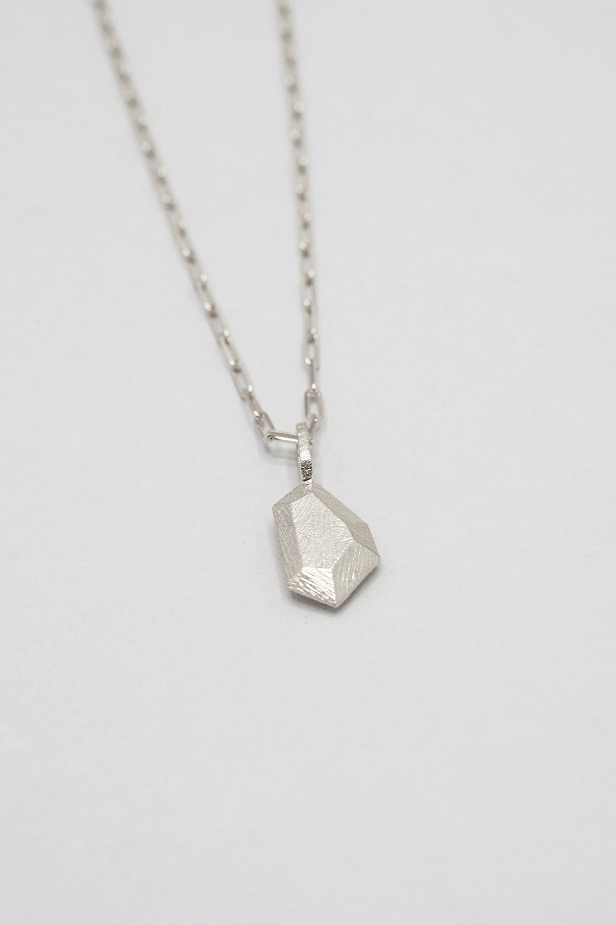 Crystalline Pendant Necklace - Silver AR.M ANNA ROSA MOSCHOUTI