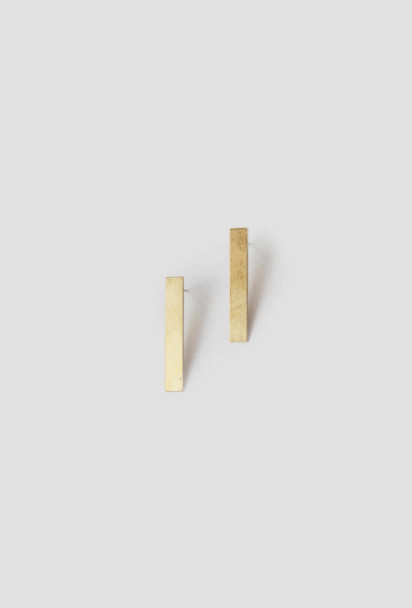 Line Earrings - Gold Plated AR.M ANNA ROSA MOSCHOUTI
