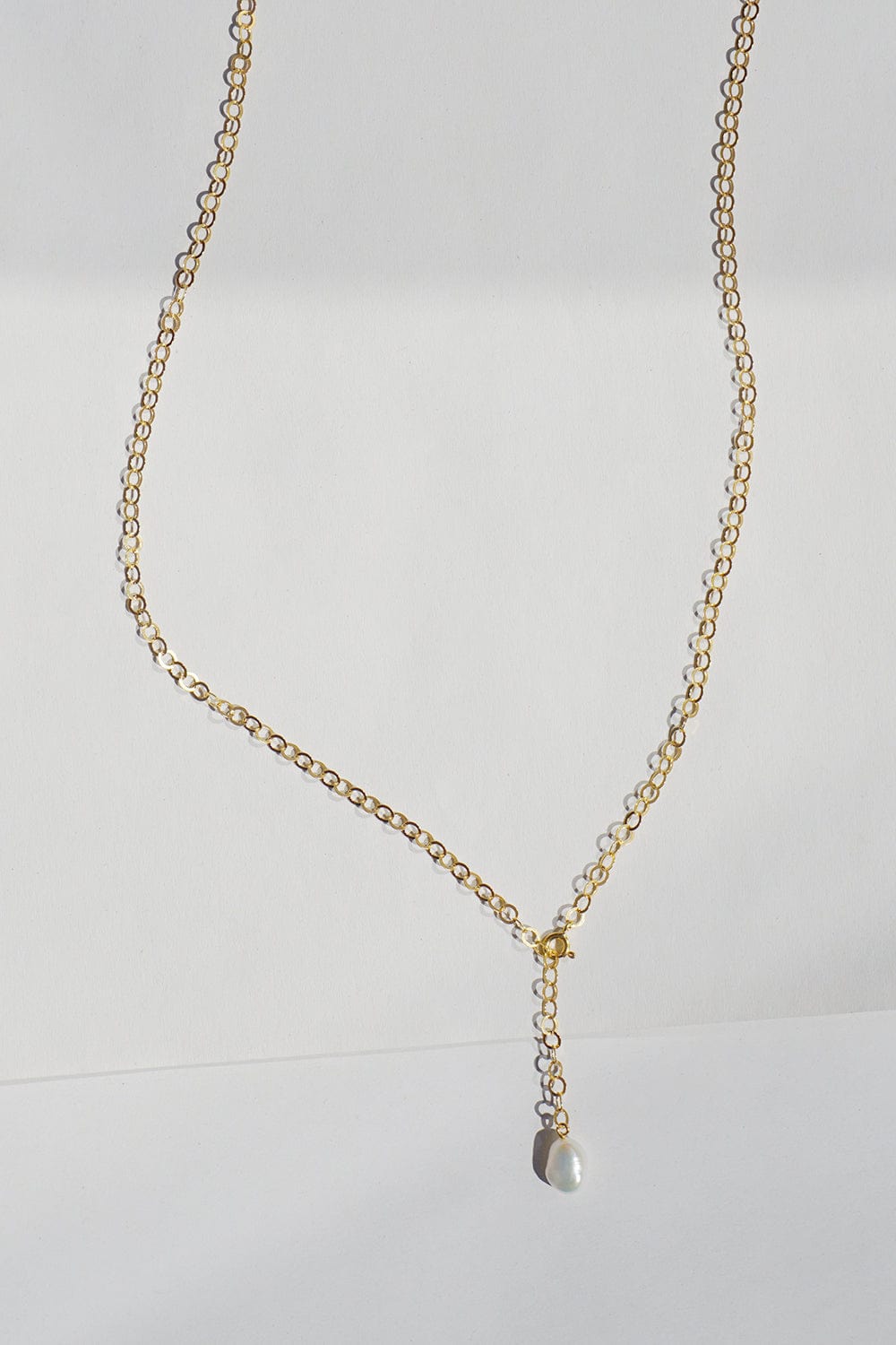 Mini Chain Pearl Necklace - Gold Plated AR.M ANNA ROSA MOSCHOUTI