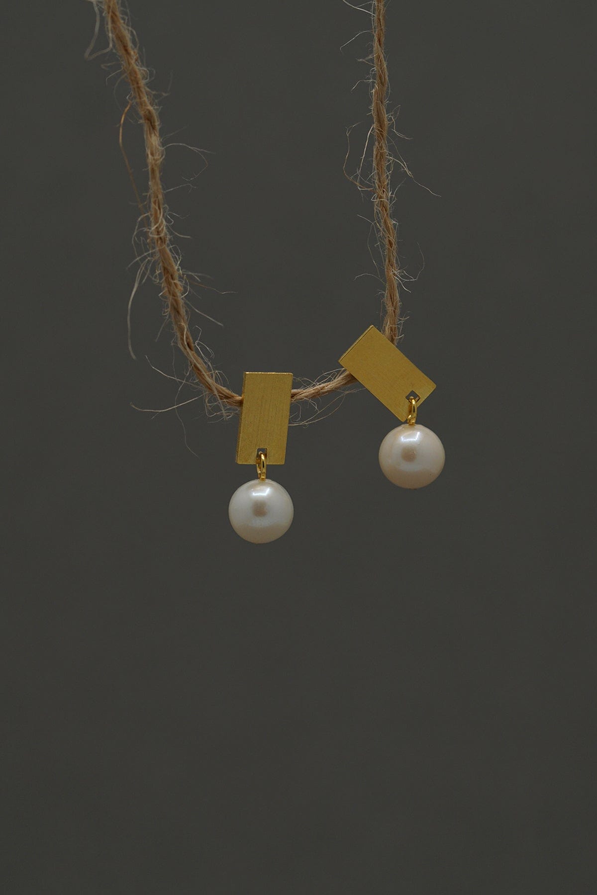 Mini Pearl Earrings - Gold Plated AR.M ANNA ROSA MOSCHOUTI
