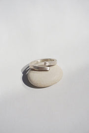 Minimal Open Ring AR.M ANNA ROSA MOSCHOUTI