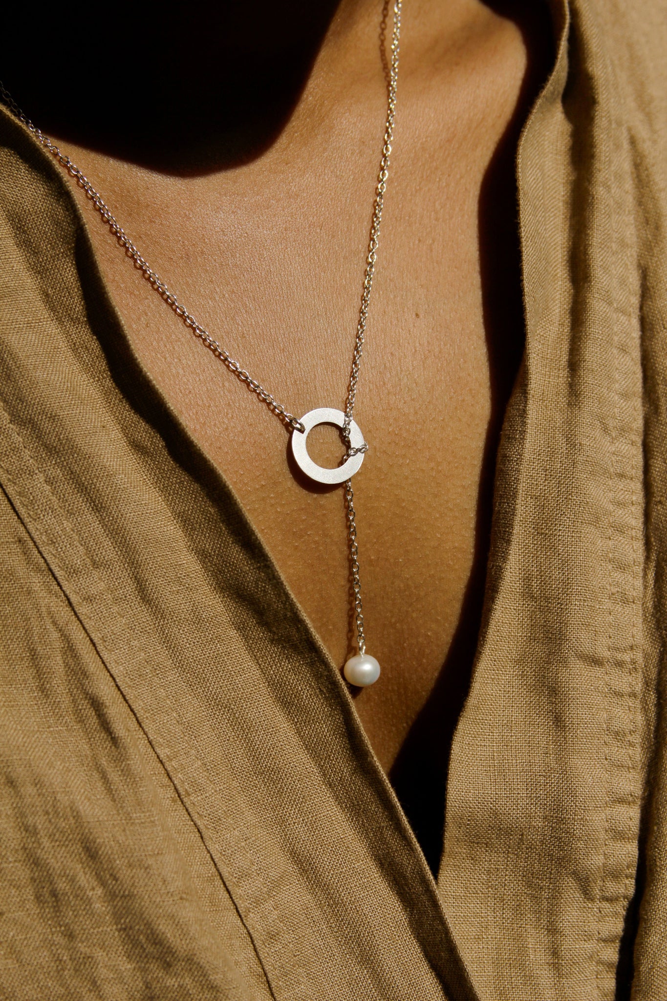 Minimal Pearl Necklace AR.M ANNA ROSA MOSCHOUTI