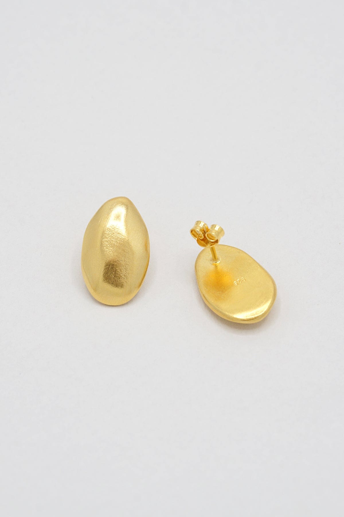 Pebble Studs - Gold Plated AR.M ANNA ROSA MOSCHOUTI